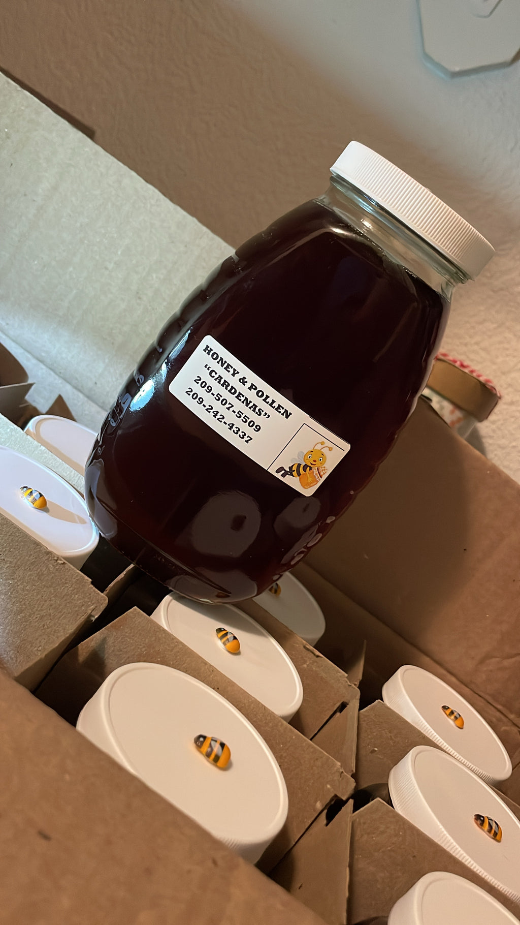 100% pure raw local (northern Cali -209 area) Honey